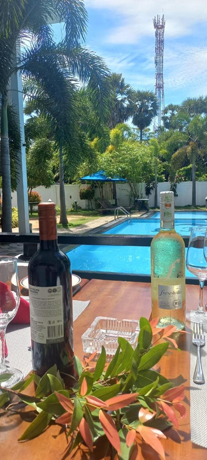 J7 Villaj Resort 트링코말리 외부 사진