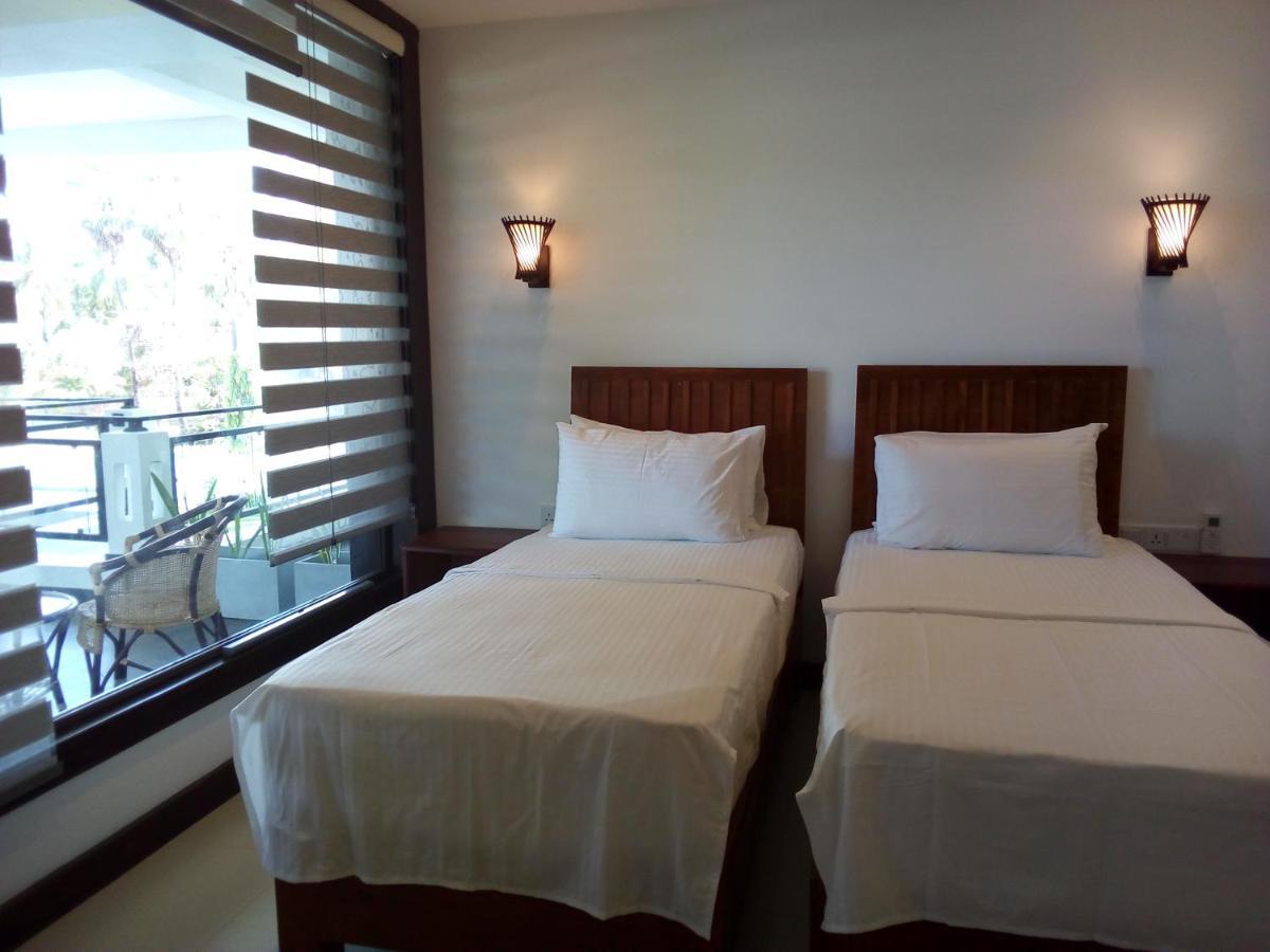 J7 Villaj Resort 트링코말리 외부 사진